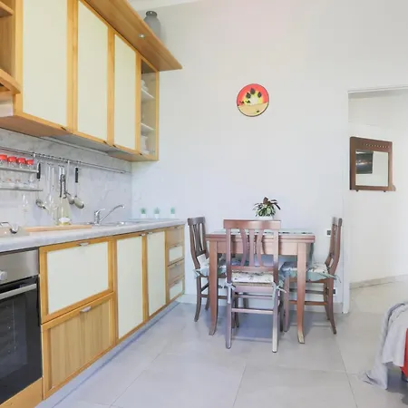 Apartment Parte Di Con Giardino 10 Minuti Dal Mare