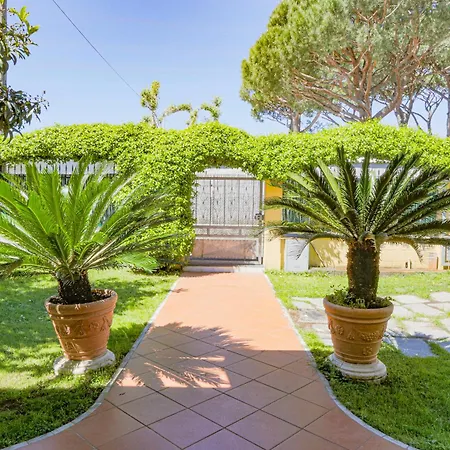 Apartment Parte Di Con Giardino 10 Minuti Dal Mare